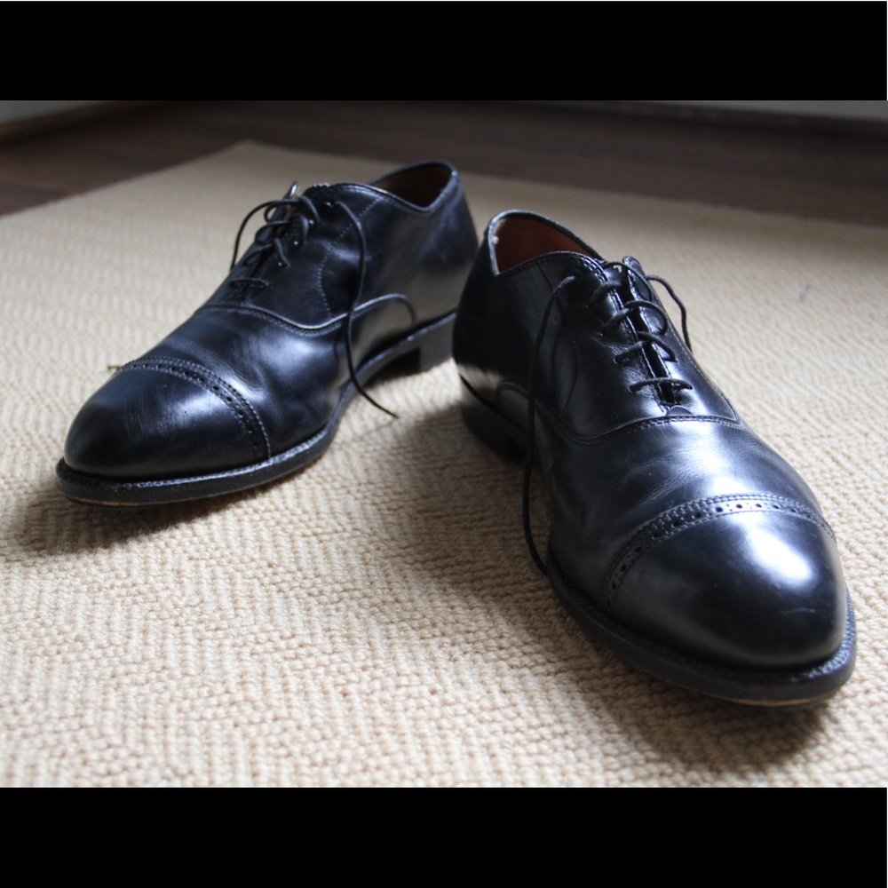 Black Brooks Brothers captoe shoes